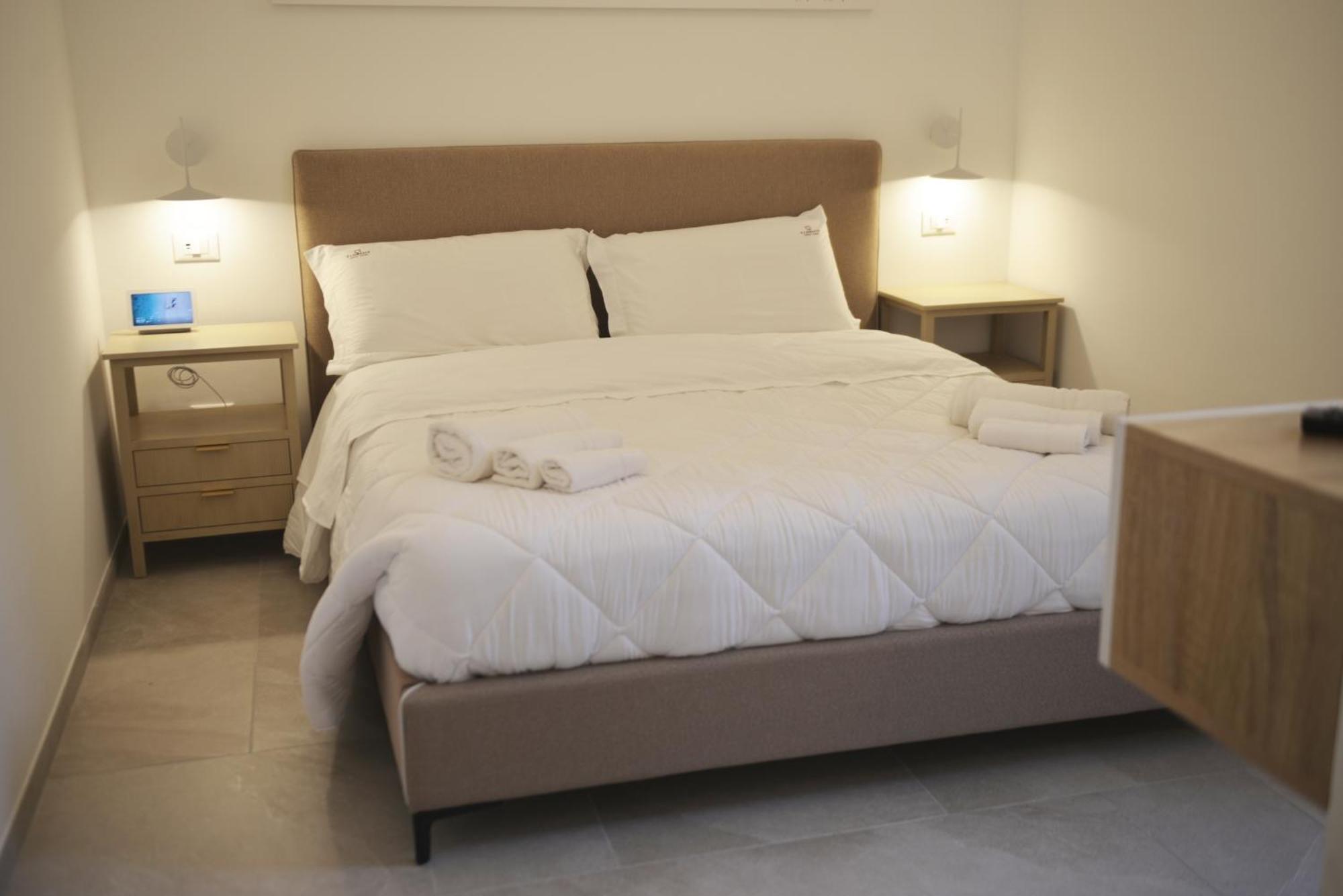 Ellements - Luxury Rooms Brindisi Zewnętrze zdjęcie